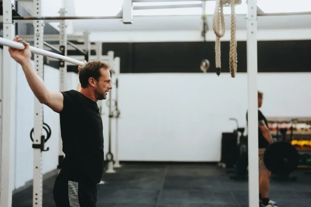 Schouder-proof trainen 5 effectieve basics voor snelle progressie 2 Schouder-proof trainen oefenschema in de gym